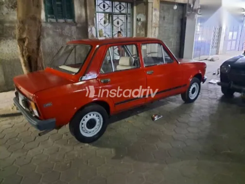 فيات 128 1984 أحمر مستعملة للبيع - 2