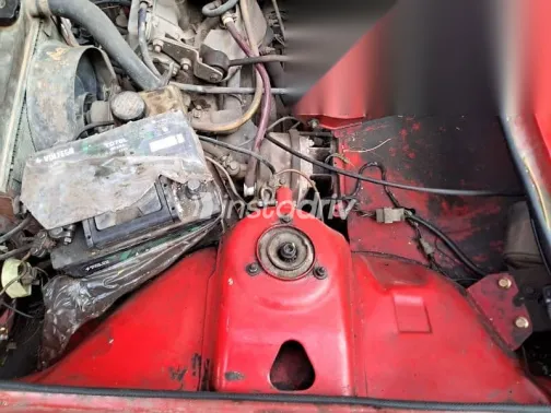 فيات 128 1984 أحمر مستعملة للبيع - 5