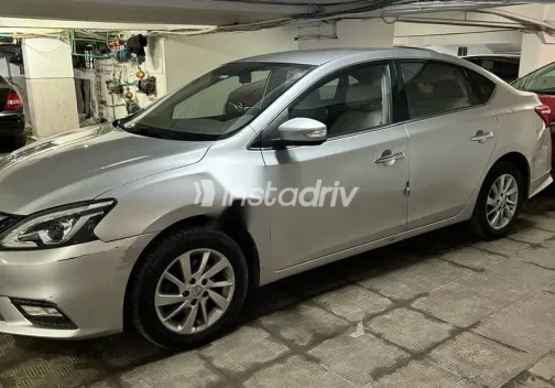 نيسان سنترا 2021 رمادي مستعملة للبيع - 4