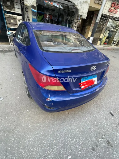 هيونداي اكسنت RB 2011 أبيض مستعملة للبيع - 2