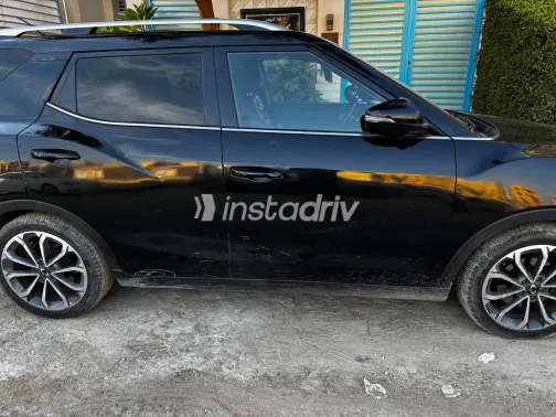 Ssang Yong Tivoli 2018 White Used for Sale - 8