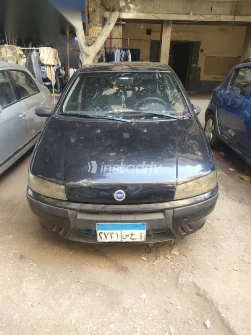 فيات بونتو 2002 أسود مستعملة للبيع - 4