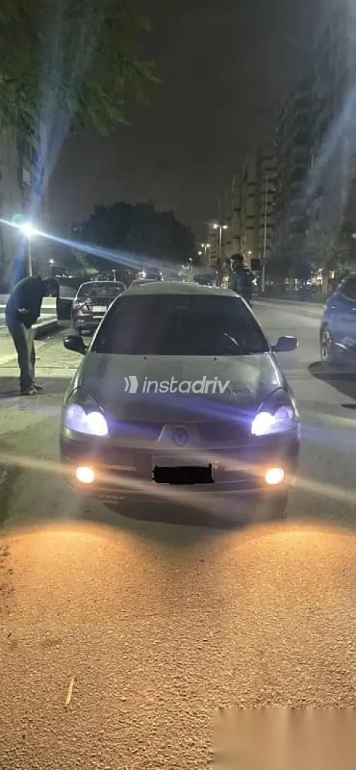 رينو كليو 2002 أخضر مستعملة للبيع - 2