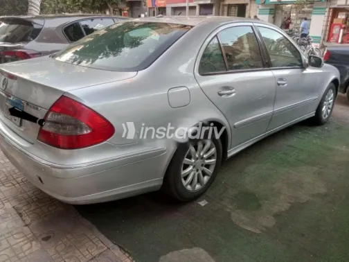 مرسيدس E 280 2007 فضي مستعملة للبيع - 2