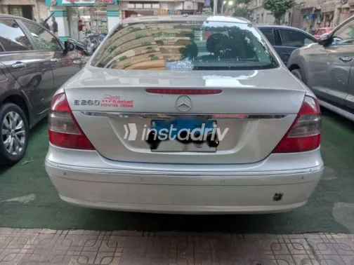 مرسيدس E 280 2007 فضي مستعملة للبيع - 3