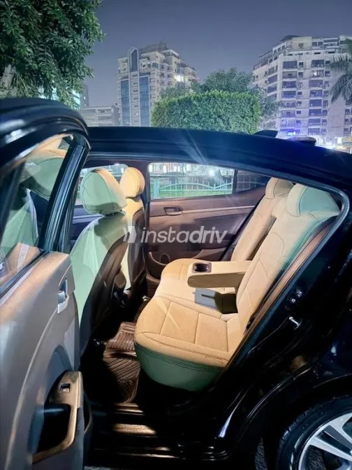 Hyundai Elantra AD 2019 Black Used for Sale - 4