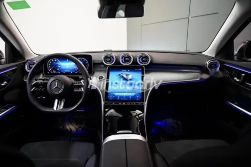 مرسيدس C 180 2025 أسود مستعملة للبيع - 4
