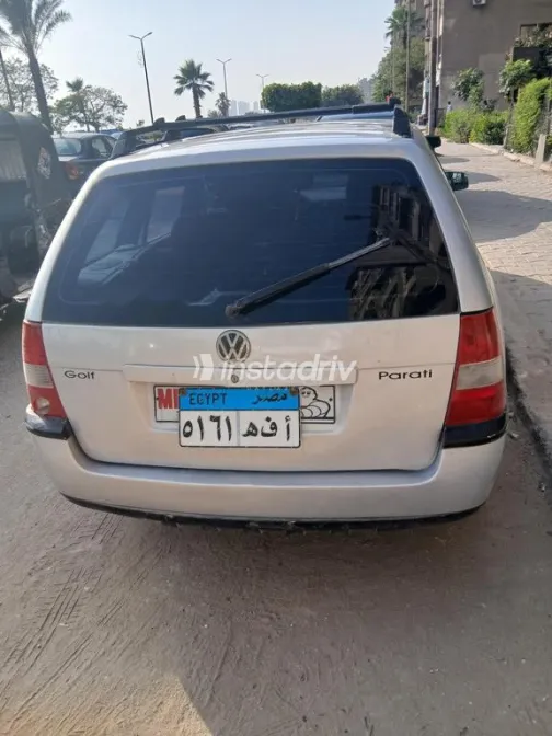 فولكس فاغن باراتى 2005 فضي مستعملة للبيع - 2