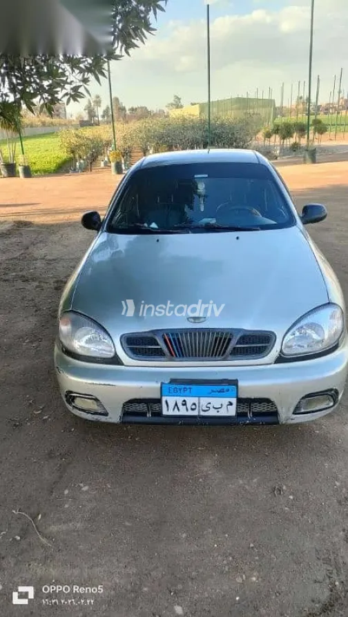 دايو لانوس 1999 فضي مستعملة للبيع - 2