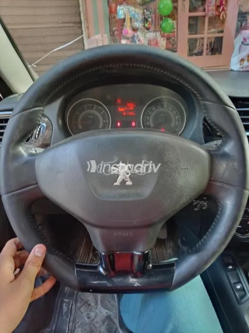 بيجو 301 2014 بني مستعملة للبيع - 5