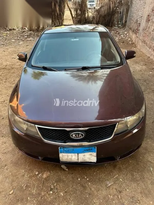 Kia Cerato 2010 Burgundy Used for Sale - 1