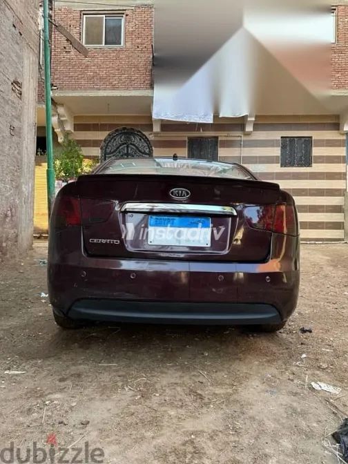 Kia Cerato 2010 Burgundy Used for Sale - 2