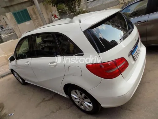 Mercedes B 180 2014 White Used for Sale - 5
