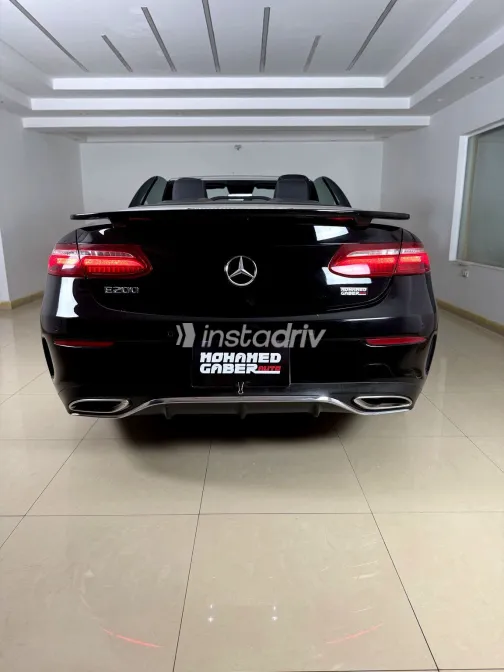 Mercedes E 200 2018 White Used for Sale - 10