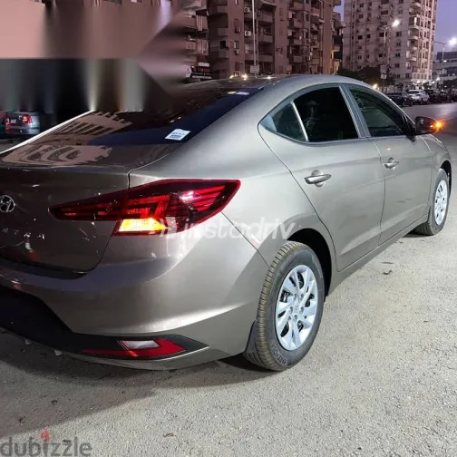 هيونداي إلنترا 2026 بني جديدة للبيع - 6
