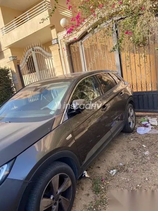 اوبل جراند لاند 2021 فضي مستعملة للبيع - 2