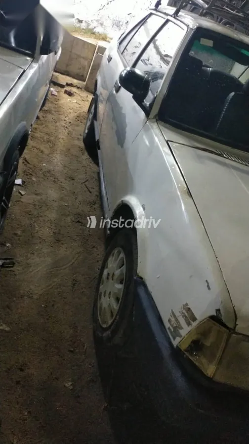 فيات شاهين 2001 أبيض مستعملة للبيع - 2