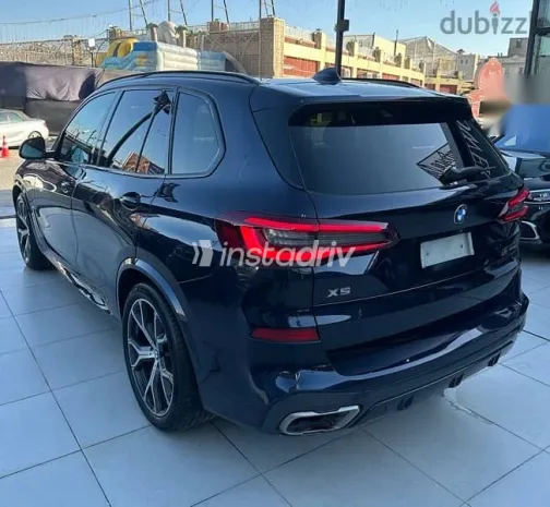 بي ام دبليو X5 2020 أزرق غامق مستعملة للبيع - 6
