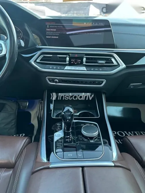 بي ام دبليو X5 2020 أزرق غامق مستعملة للبيع - 8