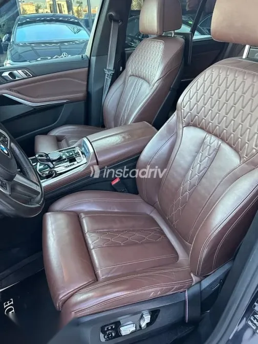 بي ام دبليو X5 2020 أزرق غامق مستعملة للبيع - 9