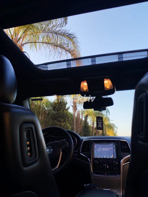 جيب جراند شيروكي 2018 أبيض مستعملة للبيع - 3