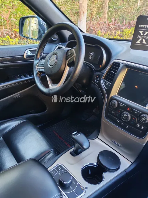 جيب جراند شيروكي 2018 أبيض مستعملة للبيع - 5