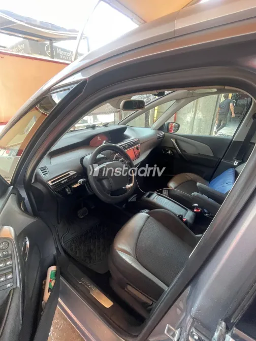 Citroën C4 Grand Picasso 2020 White Used for Sale - 1