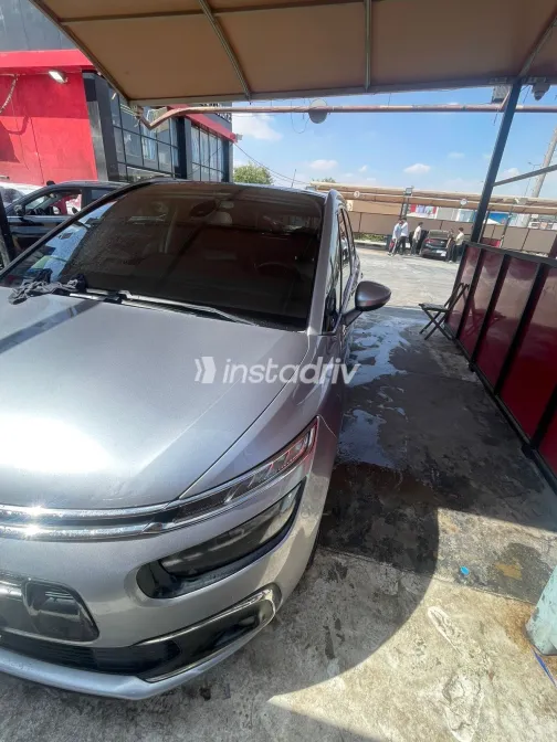 Citroën C4 Grand Picasso 2020 White Used for Sale - 2