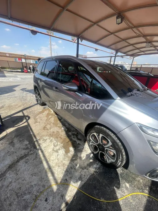 Citroën C4 Grand Picasso 2020 White Used for Sale - 3