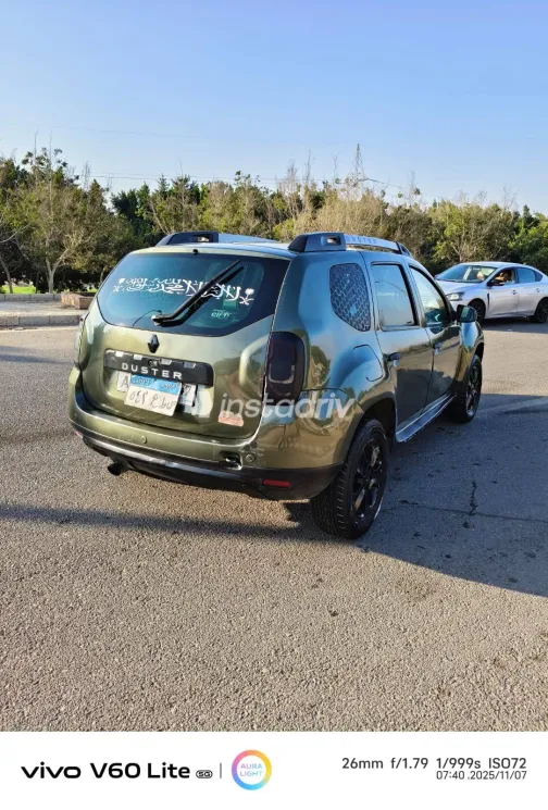 Renault Duster 2016 White Used for Sale - 8