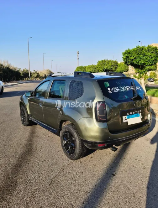 Renault Duster 2016 White Used for Sale - 9