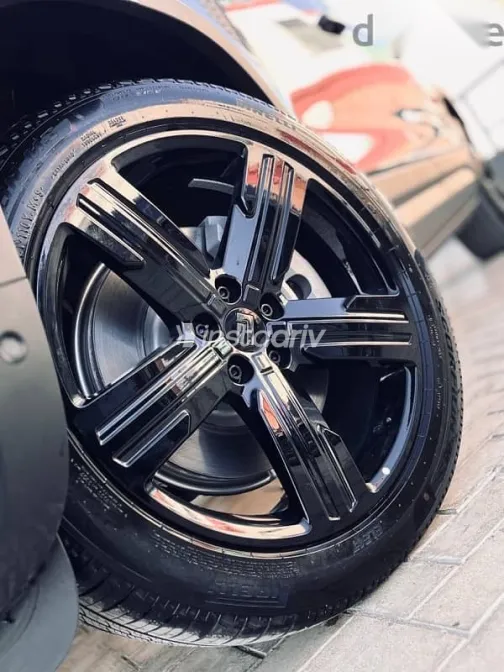 روكس 01 2026 أسود جديدة للبيع - 3