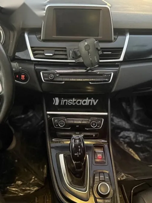 بي ام دبليو 218 2020 أزرق غامق مستعملة للبيع - 4