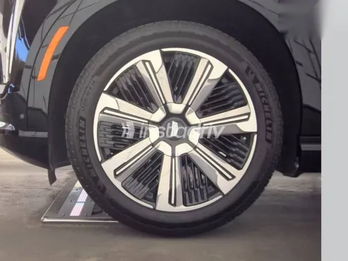 Cadillac Escalade 2025 Black Used for Sale - 4