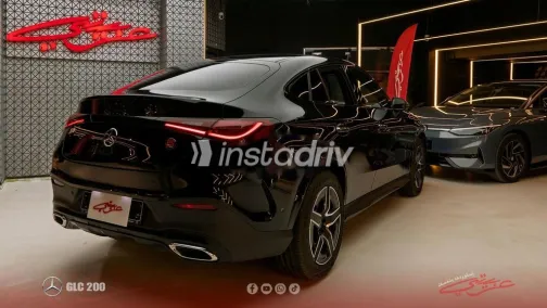 مرسيدس GLC 200 2025 أسود مستعملة للبيع - 4