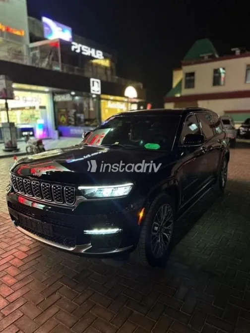 جيب شيروكي 2023 أسود مستعملة للبيع - 5