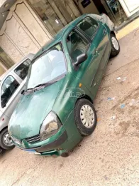 رينو كليو 2004 أخضر غامق مستعملة للبيع