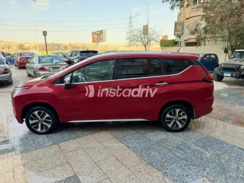 ميتسوبيشي اكسباندر 2019 أحمر غامق مستعملة للبيع - 3