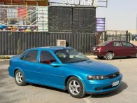 اوبل فيكترا 2002 أزرق غامق مستعملة للبيع