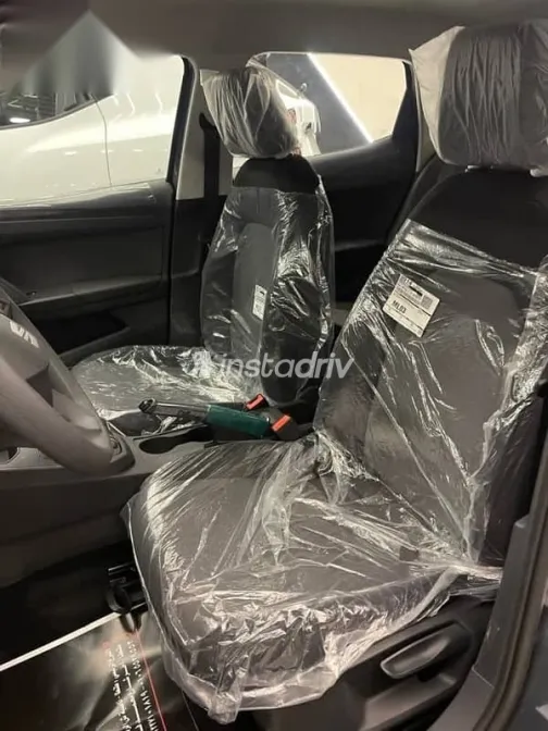 سيات ابيزا 2026 أزرق غامق جديدة للبيع - 5