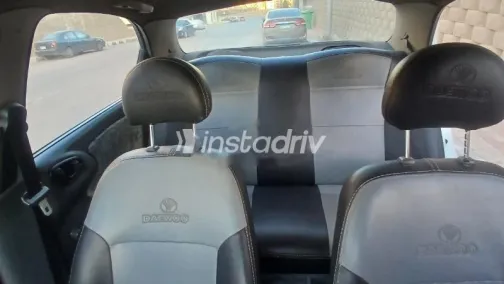 دايو لانوس 2000 أبيض مستعملة للبيع - 2