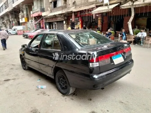 سيات توليدو 1996 أسود مستعملة للبيع - 2