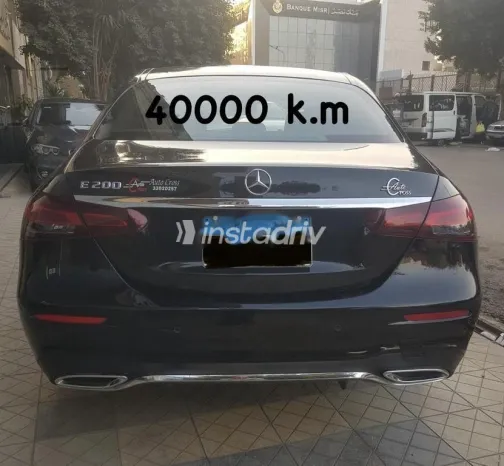 Mercedes E 200 AMG 2022 Black Used for Sale - 4