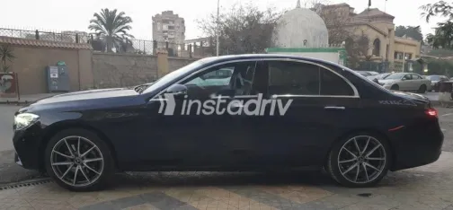 Mercedes E 200 AMG 2022 Black Used for Sale - 5