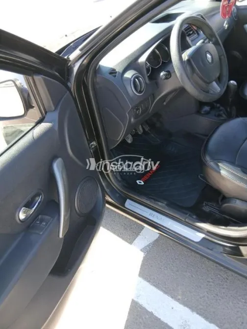 Renault Logan 2015 Black Used for Sale - 5