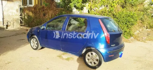 فيات بونتو 2009 أزرق مستعملة للبيع - 3