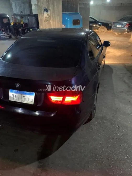 BMW 318 2011 Blue Used for Sale - 3