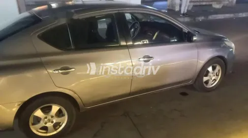 Nissan Sunny 2018 White Used for Sale - 2
