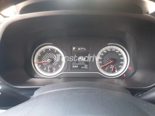 هيونداي I20 2022 أبيض مستعملة للبيع - 1