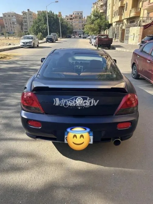 هيونداي تيبرون 2005 أزرق غامق مستعملة للبيع - 2